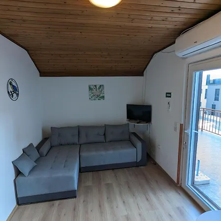 Lägenhet Zeezicht 50m From *