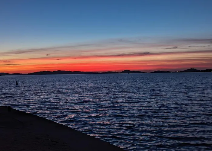 شقة Zeezicht 50m From *